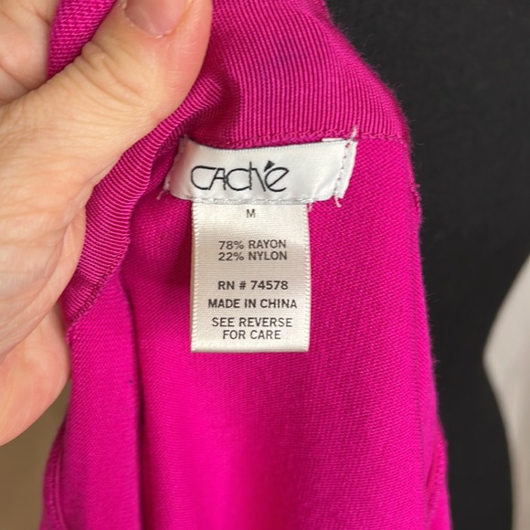 Cache Hot Pink Sweater with Ruffles and Gold Detail size Medium - Picture 4 of 5